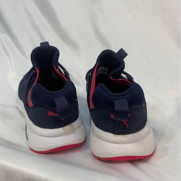 puma girls sneakers. Size 2. Navy/fushia. Excellent condition. - Picture 4 of 6